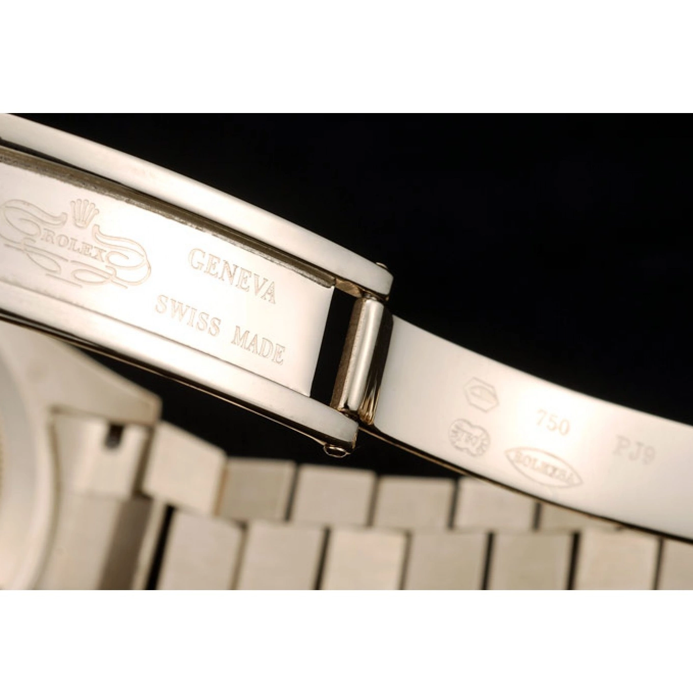 AAA Replica Watches Strap Stainless Steel Dial Black DayDate Patterned Gold Rolex 41980 0630